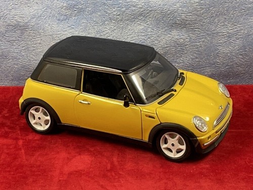 Voiture burago mini - burago,