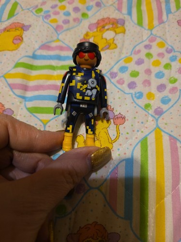 Playmobil helicopter pilot - playmobil,