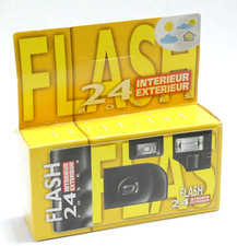 KONIKA APPAREIL PHOTO JETABLE 24 POSES 35 MM FLASH INT & EXT 2002 / NEUF SCELLE