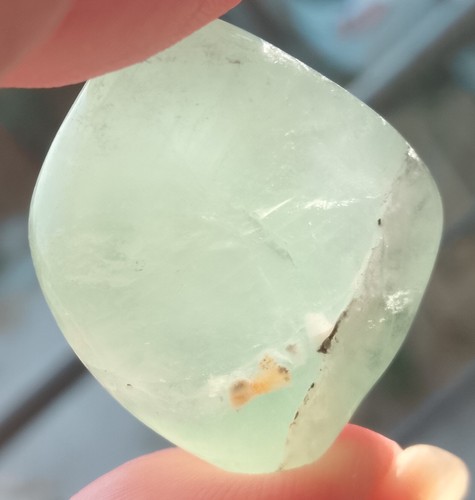 21.61gr 27x23x22mm fluorite