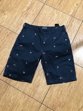 Short nautique drapeaux cousus