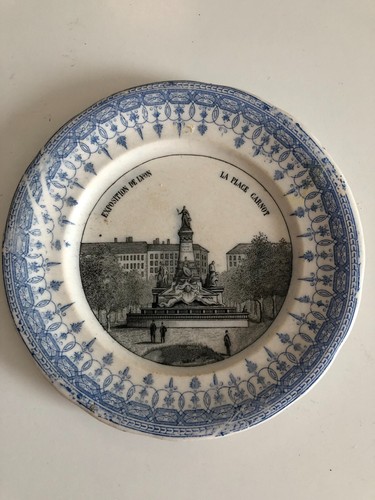 Ancienne assiette exposition - ancienne,