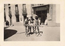 ANCIENNE PETITE PHOTOGRAPHIE