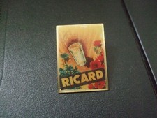 PINS BOISSON  ALCOOL  AFFICHE RICARD 