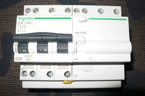 Disjoncteur differentiel - disjoncteur,