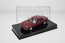 B69 1:43 AUTOART AUTO ART