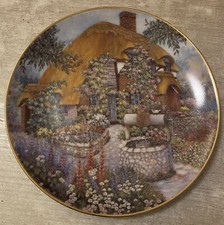 ASSIETTE DECORATIVE LILLIPUT LANE WISHING WELL COTTAGE - FRANKLIN MINT