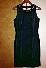 Robe T40 Helline, noire,  dos en  perles, magnifique , excellent état