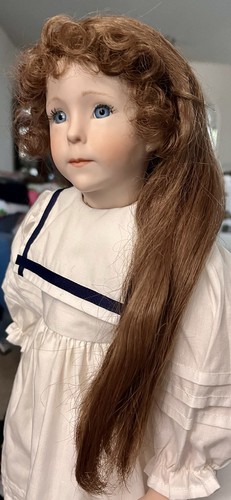Willow porcelain artist - 20”,