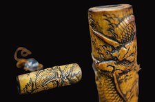 Sculpture en bambou Era Netsuke, design Rain Dragon, Inro Sagemono