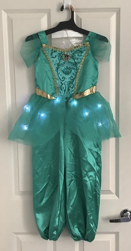 Nwot disney aladdin princess - nwot,