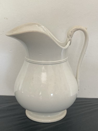 Ancien broc pichet - ,