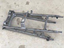 UN BERCEAU BOUCLE ARRIERE SUPPORT CADRE MOTO HONDA 750 VFR VFR750FM R-157 R157