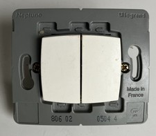 Legrand double va et vient neptune 80 602 806 02 80602 blanc