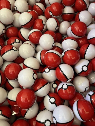 5cm empty pokeballs toy - 5cm,