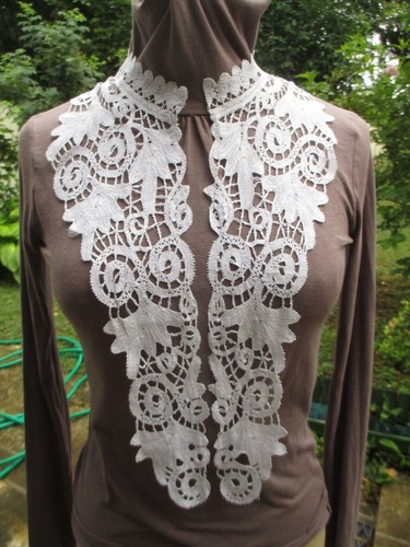 Grand col plastron dentelle - grand,