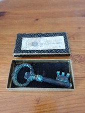Clef tire-bouchon en bronze allemande 1954 avec sa boite d'origine 12 cm