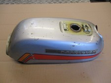 Réservoir d'essence pour