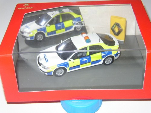 Universal hobbies renault - -universal,