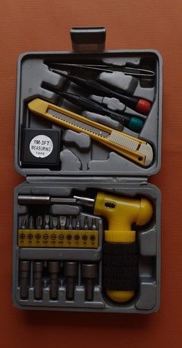 Petit coffret neuf - , de