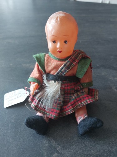 Ancienne poupée bébé - poupée,