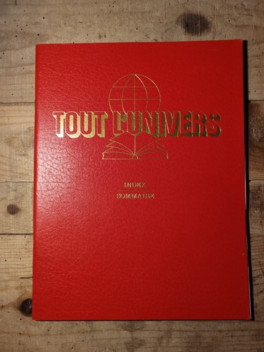 Livre tout univers - tout,