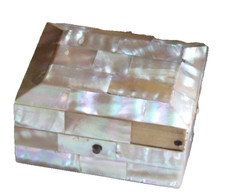 BOITE A BIJOUX MARQUETERIE DE NACRE & SOIE XIX ème mother of pearl jewelry box