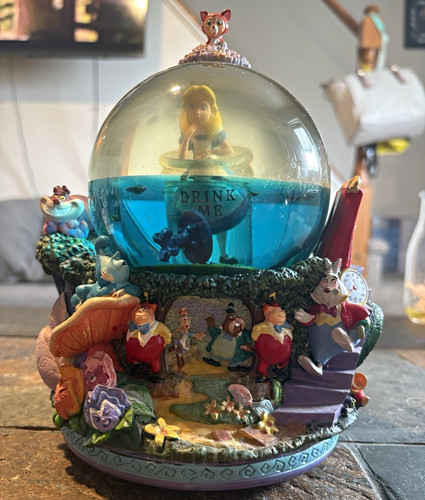 Disney rare alice - disney’s, in