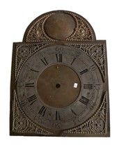 Ancien fronton façade en