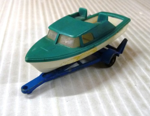 Voiture bateau matchbox plus - voiture,
