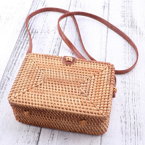 Sac paille bandouliere - en,