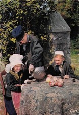 50 SAINT JACQUES DE NEHOU FOLKLORE DE FRANCE LA NORMANDIE