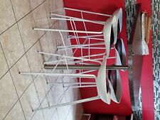 table haute de bar avec 5 banc