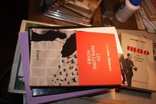 Les papillons noirs, Caroline