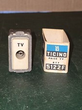 PRISE POUR RTF PRISE COAXIALE POUR TELEVISUER TICINO 5122F