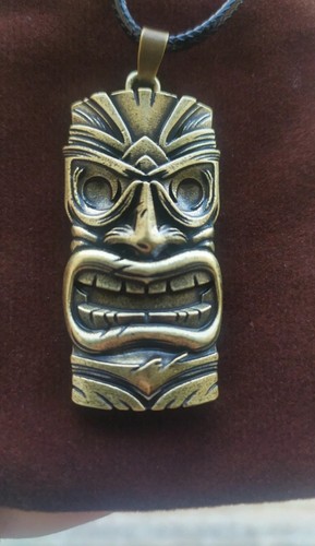Collier pendentif totem tiki - collier,
