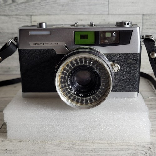 Petri 35mm film rangefinder - 35mm,
