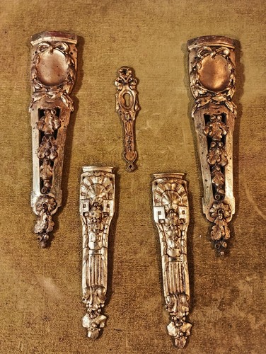 Ancien éléments décoration