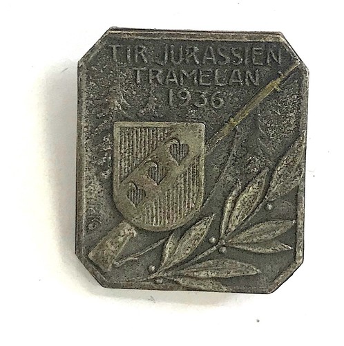 Médaille broche insigne - broche, badge