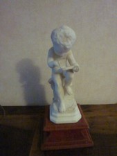 statuette marbre blanc enfant à l'écritoire 19 éme