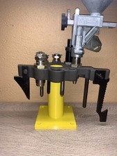 Support jaune pour plateau