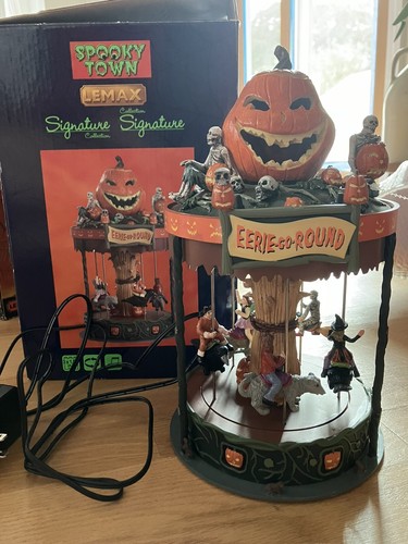 Lemax halloween spooky town - halloween,