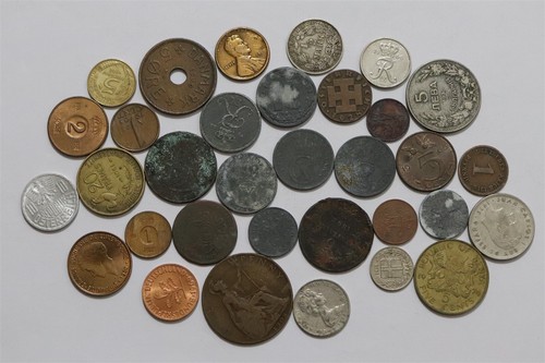 World old coins - 🧭,