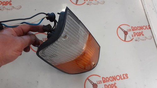 Optique avant secondaire droit