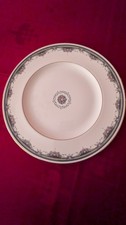 assiettes porcelaine fine