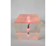 Lampe cube plexi Plugg design Habitat années 2000