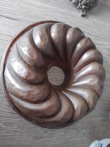 Ancien moule gâteau - moule,