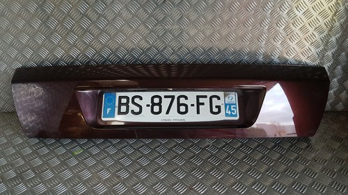 Bandeau arrière hayon support