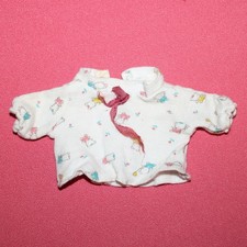 Haut / tenue de nuit pour Kiki