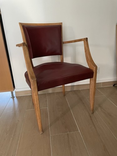 Rare fauteuil bureau attribue